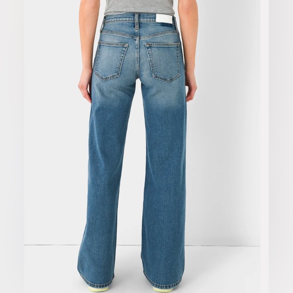 Re/Done Mid Rise Wide Leg Jeans - size 31 - NWT $295 - Picture 4 of 4
